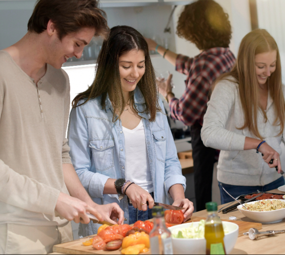 10 essentials for your shared kitchen at uni - McComb Students