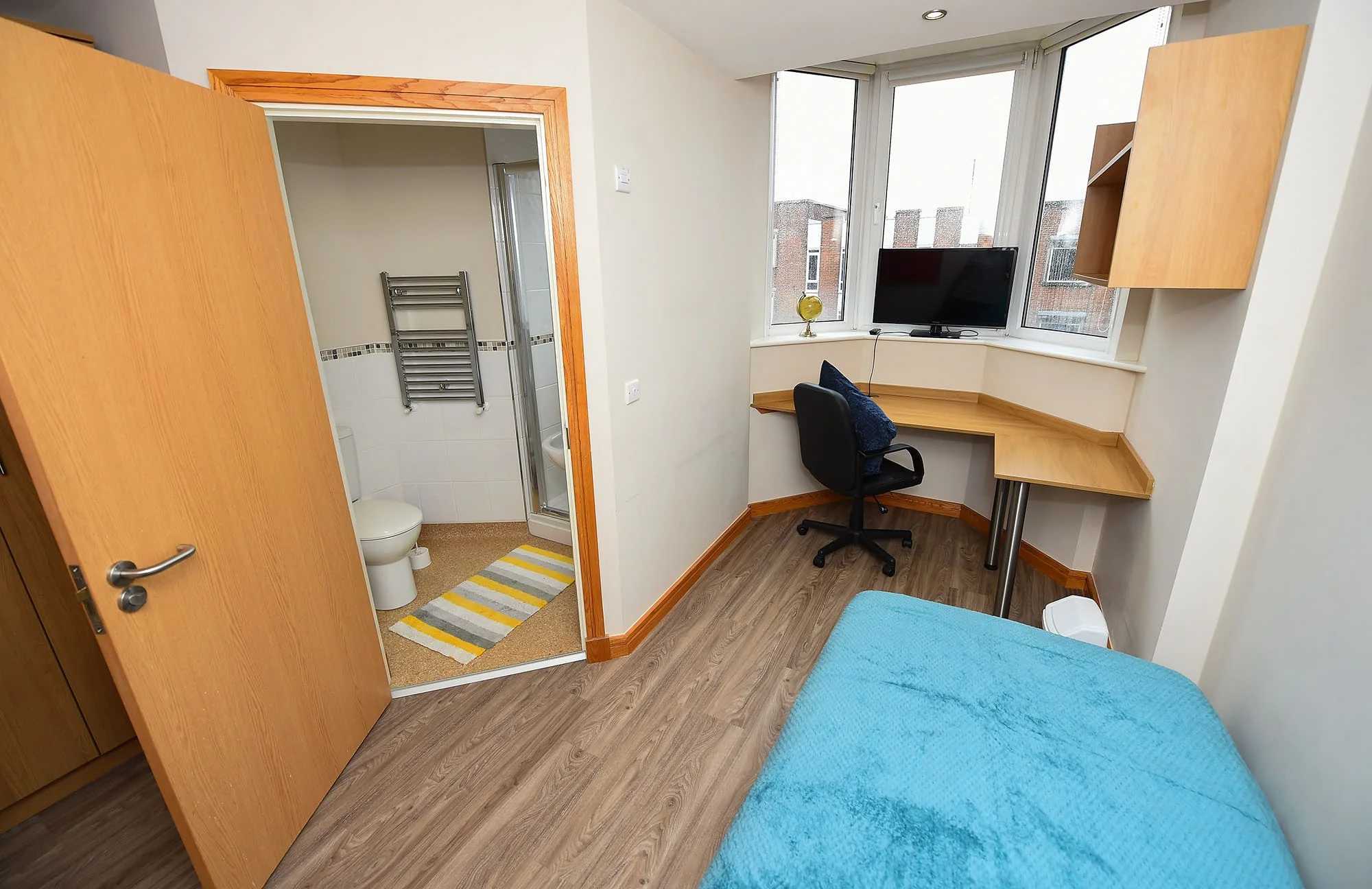 Beta House Platinum Room
