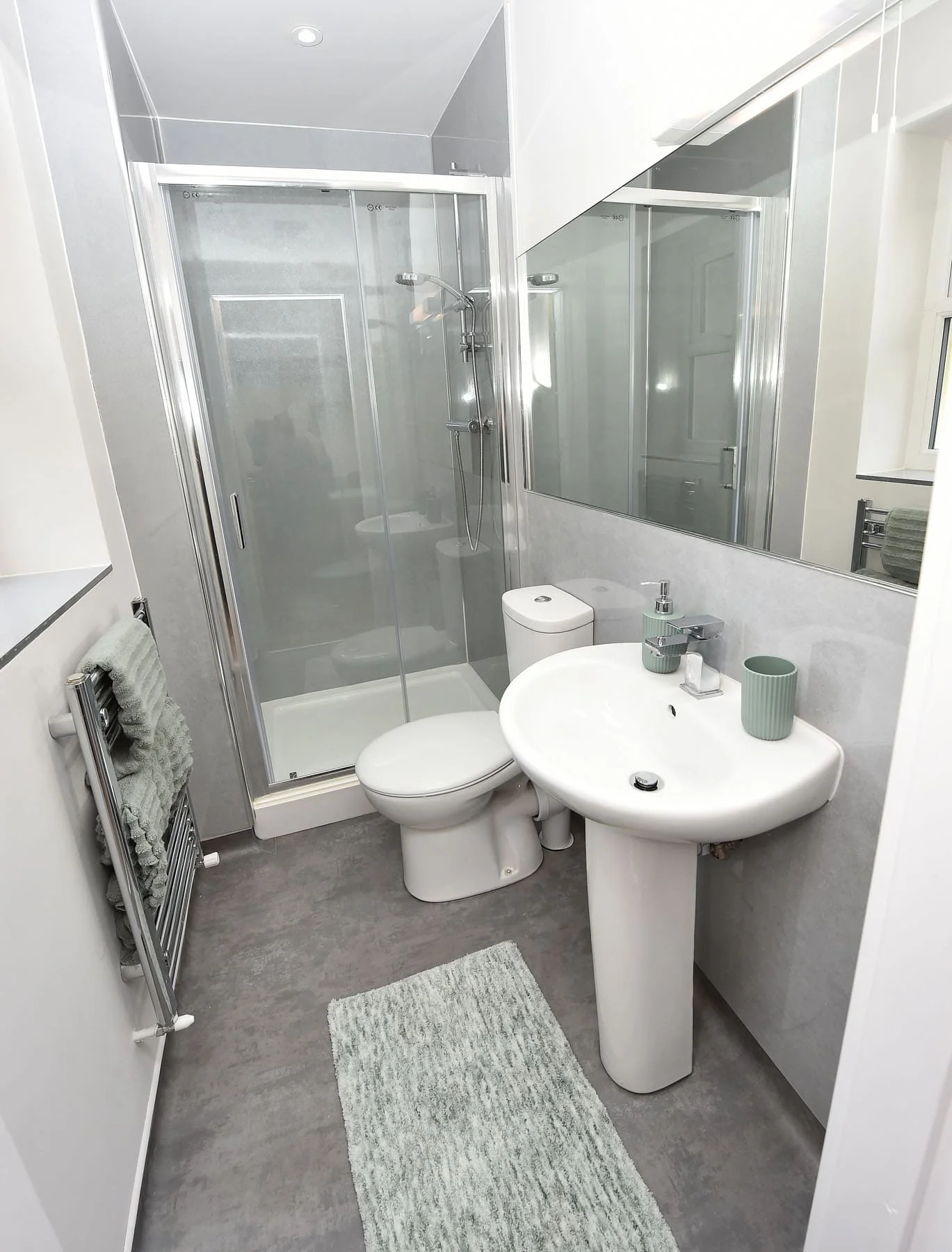 Beta House Platinum Room