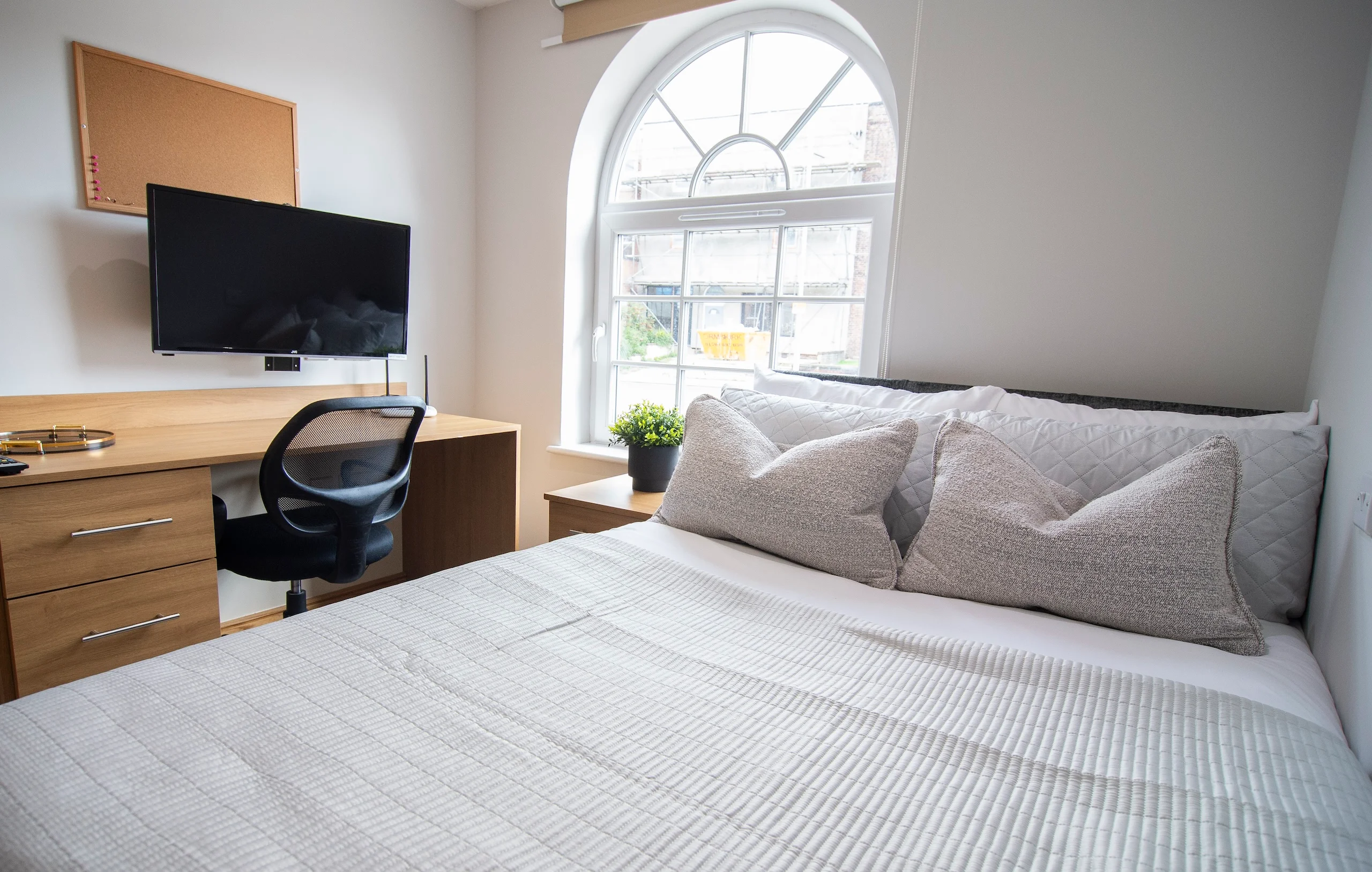 Beta House Platinum Room