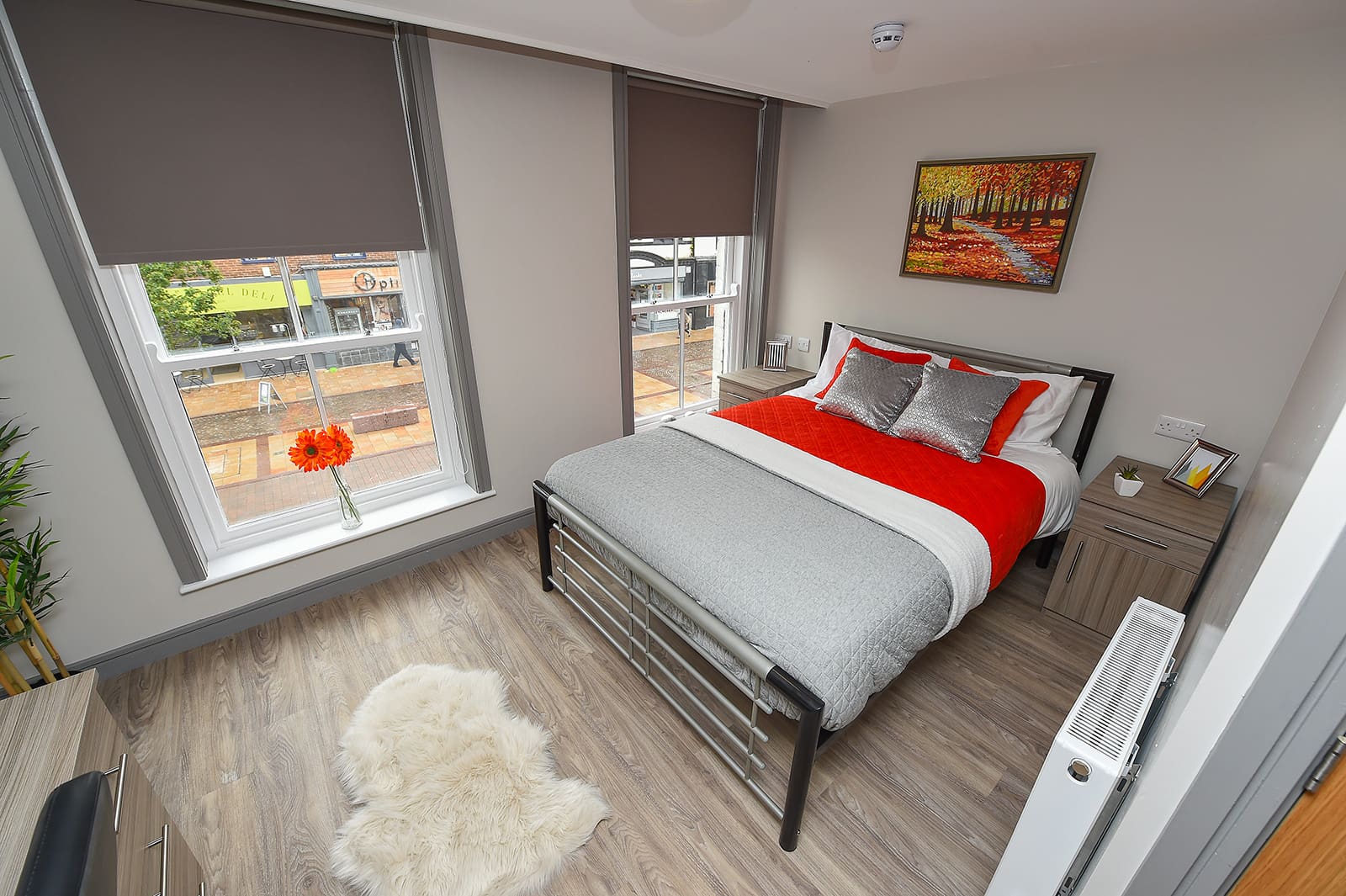 Beta House Platinum Room