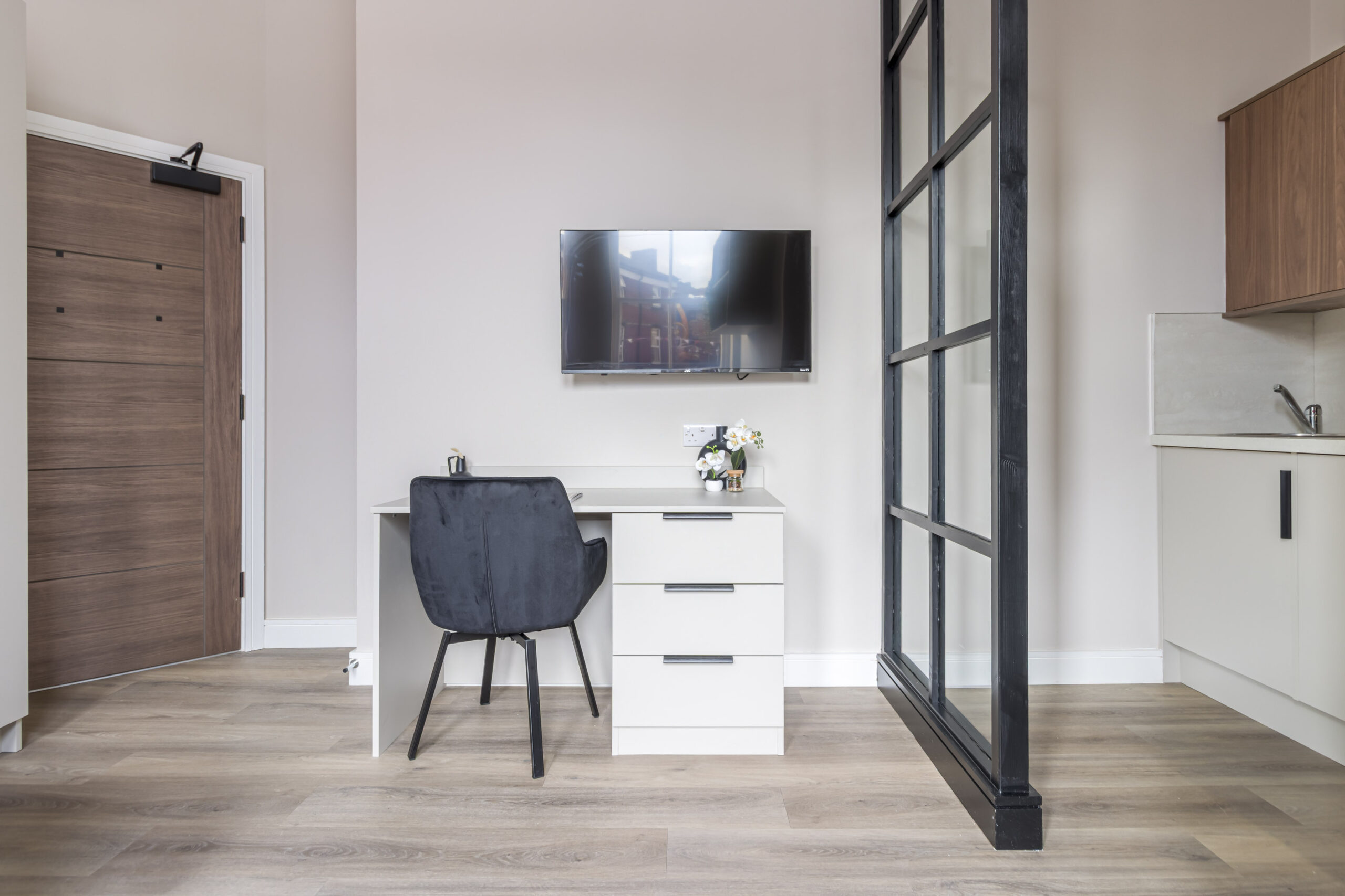 Beta House Platinum Room