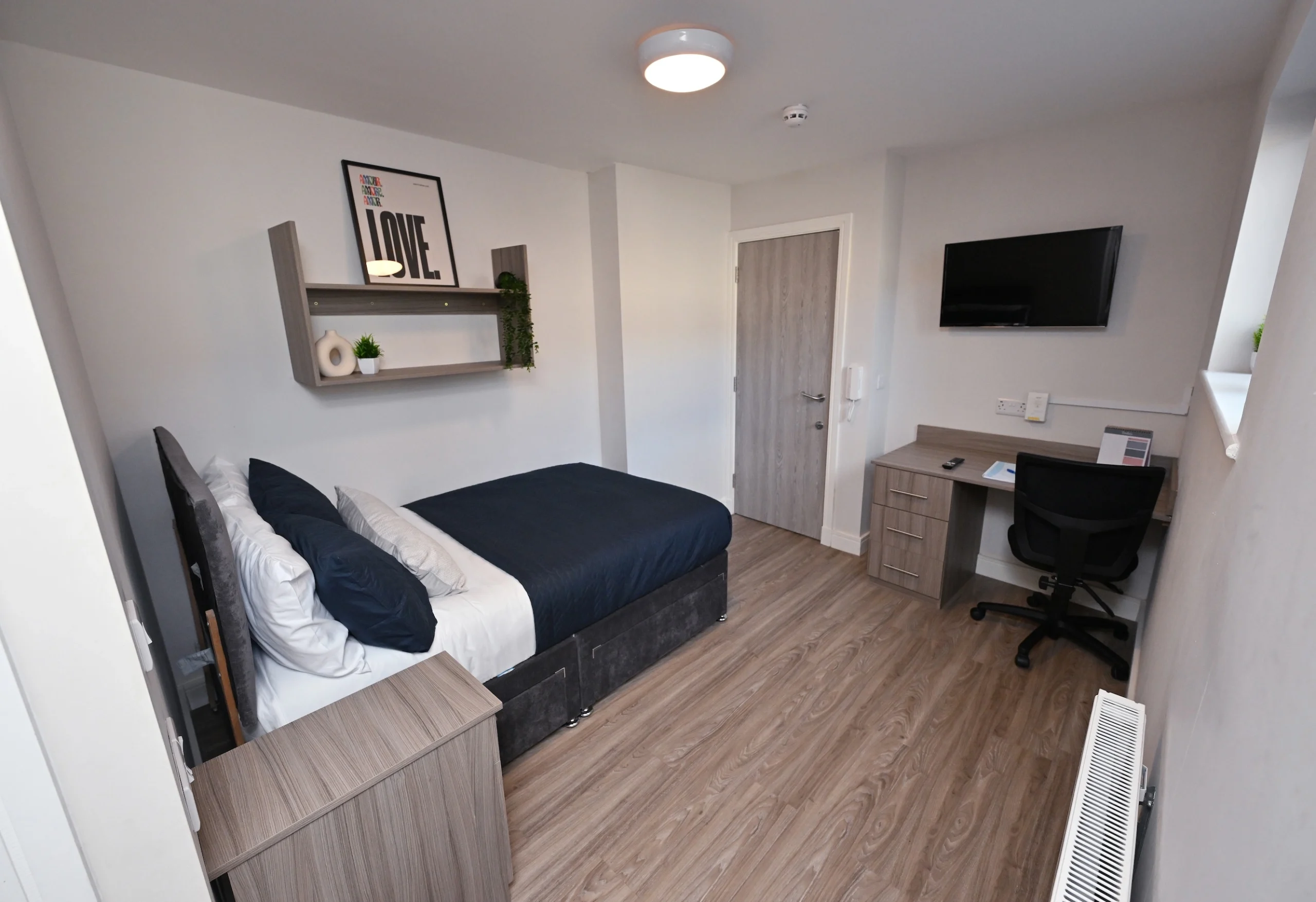 Beta House Platinum Room