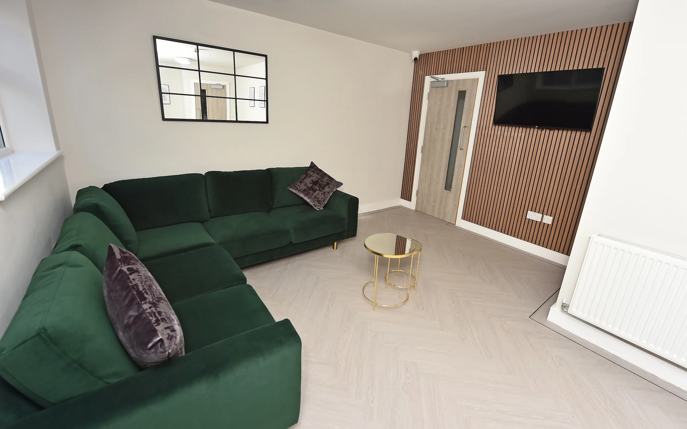 Beta House Platinum Room