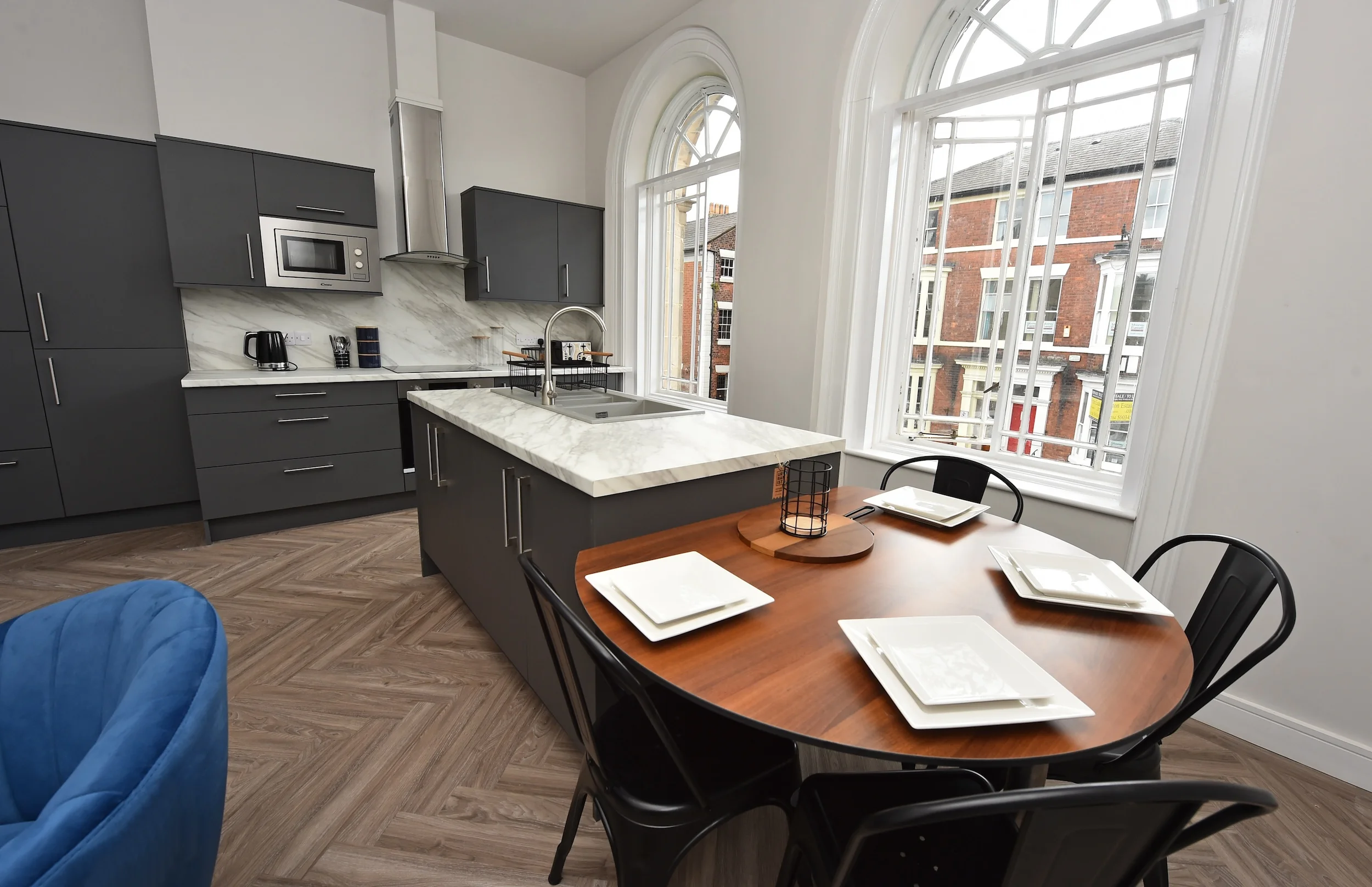 Beta House Platinum Room